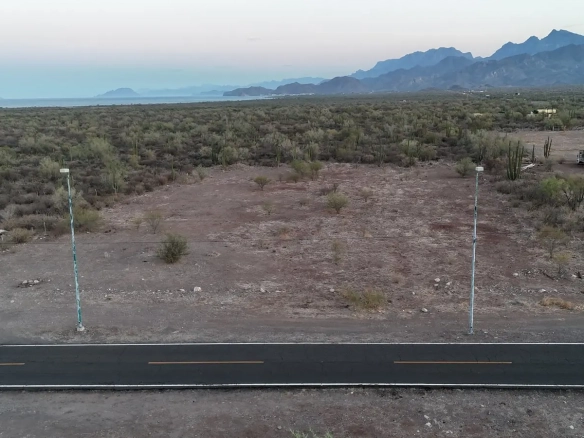 Parcela Liza Front view